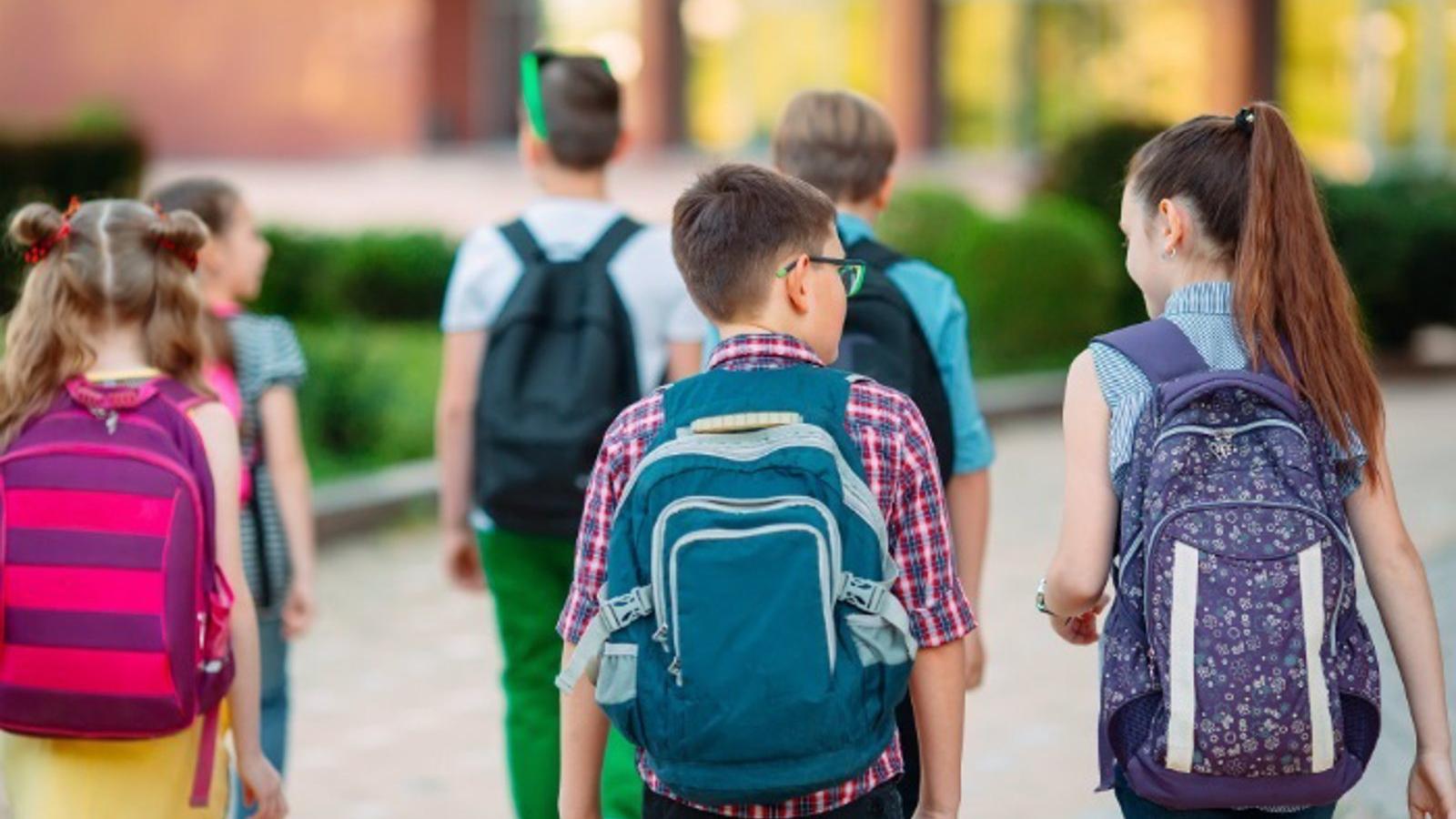 El curso escolar comenzará con aumento de alumnos, un plan de refuerzo docente y el mantenimiento de las medidas ante el Covid El curso escolar comenzará con aumento de alumnos, un plan de refuerzo docente y el mantenimiento de las medidas ante el Covid