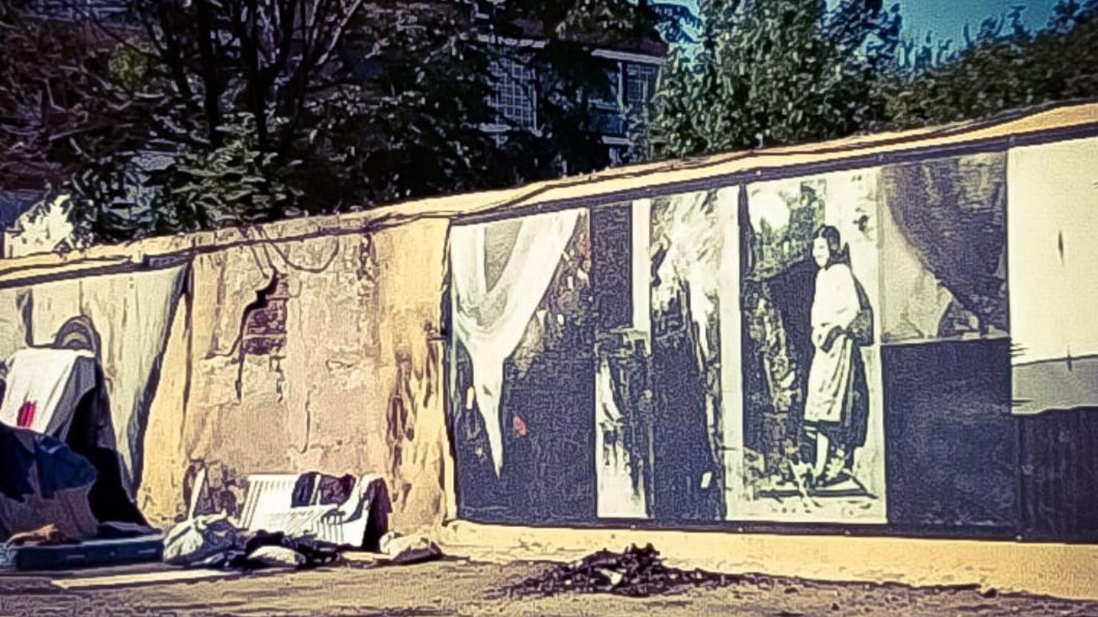 Amanece quemado el mural homenaje a Robert Capa en Madrid