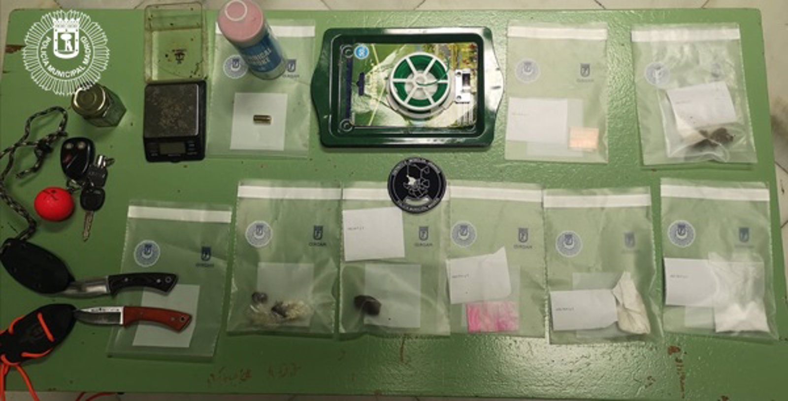 Detenido en Moncloa un hombre que escondía en su coche gran cantidad de drogas y útiles para su distribución