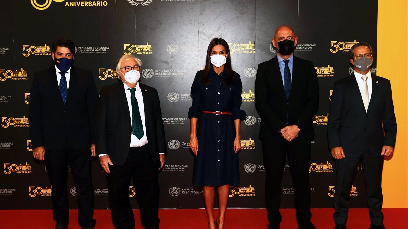 La Reina Letizia vuelve a la facultad de Periodismo para ser nombrada Alumna UCM de Honor