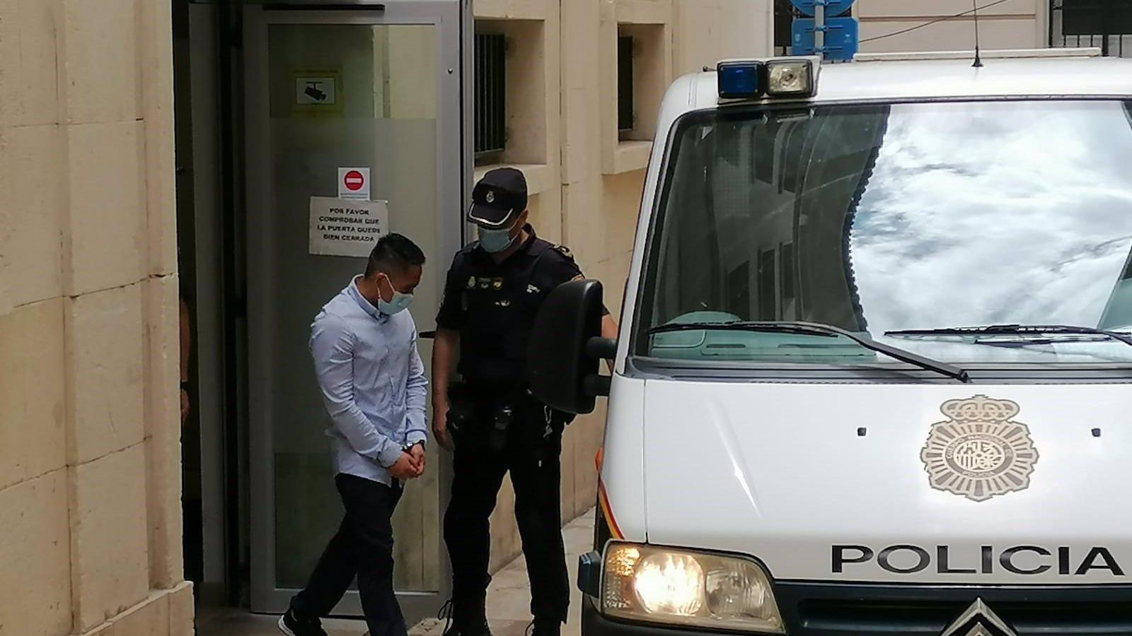 Los abusos sexuales y las violaciones subieron un 32 por ciento en el primer semestre de 2021, según Interior