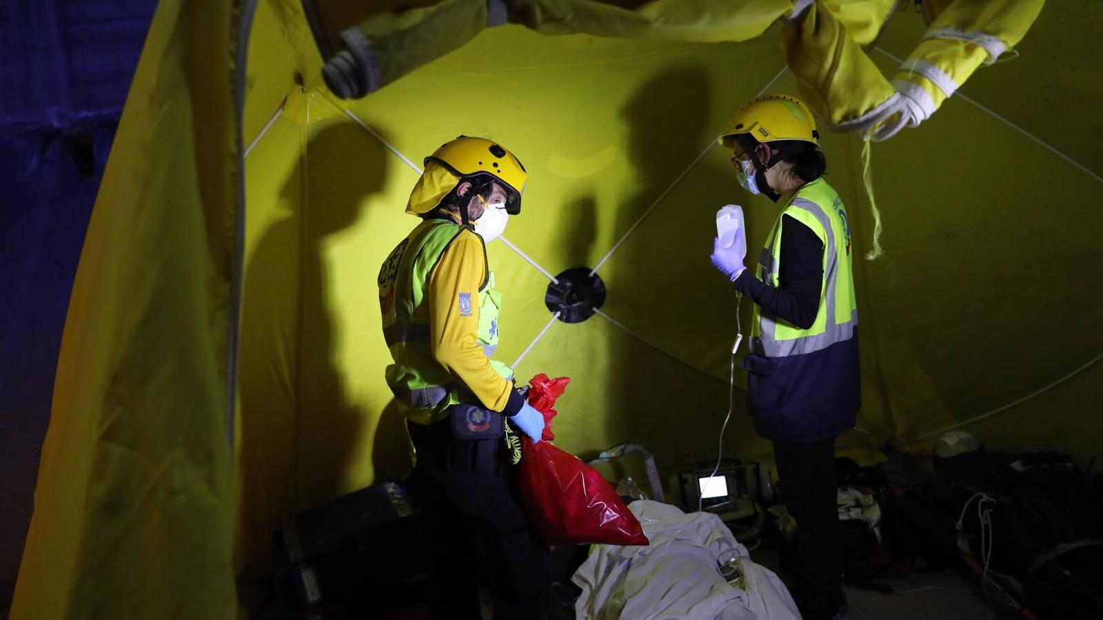 Detenido un hombre por herir con un arma blanca a un familiar suyo en Usera