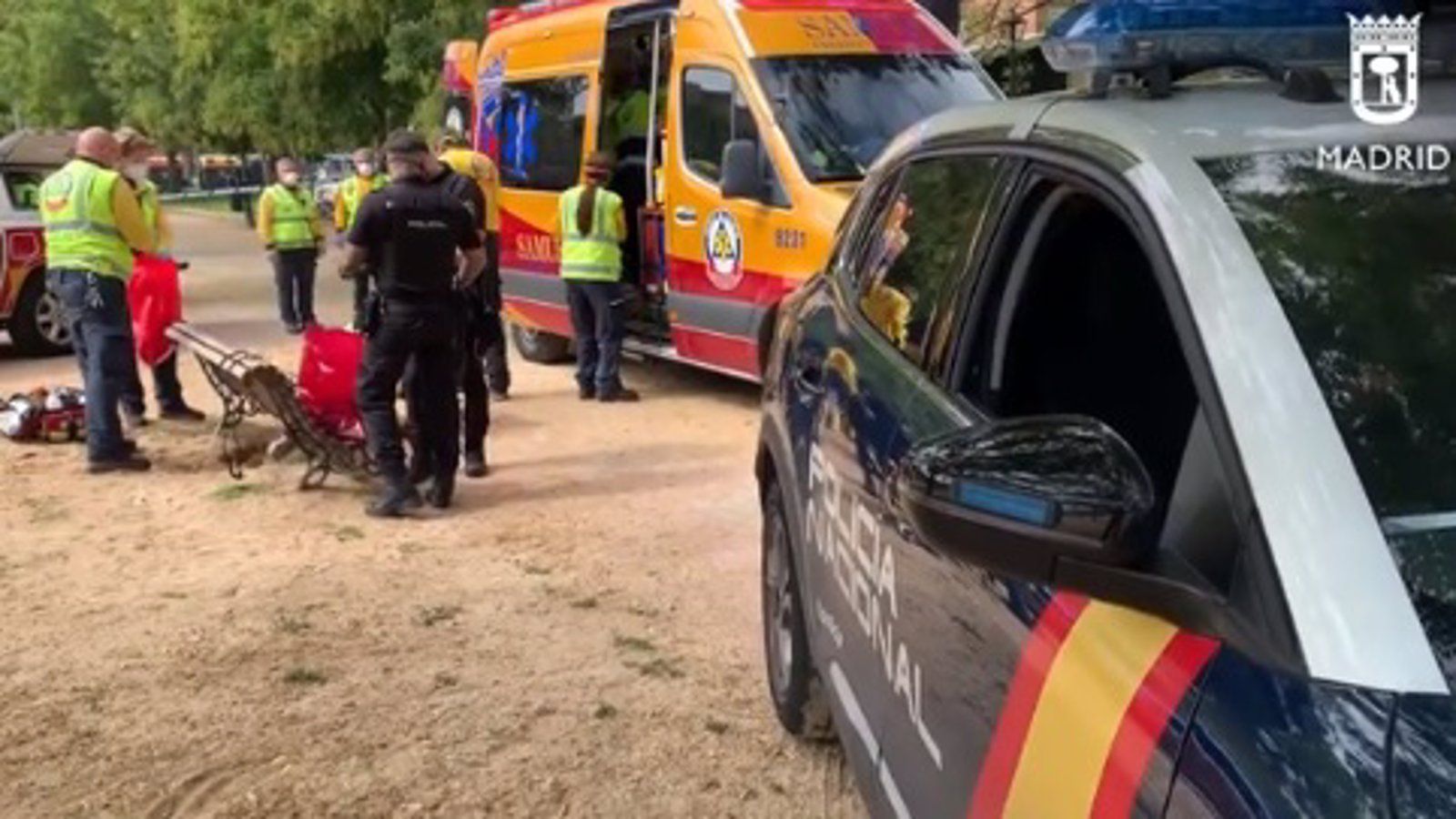 Dos detenidos por el apuñalamiento de un joven ayer en el parque Comillas en una reyerta entre bandas latinas