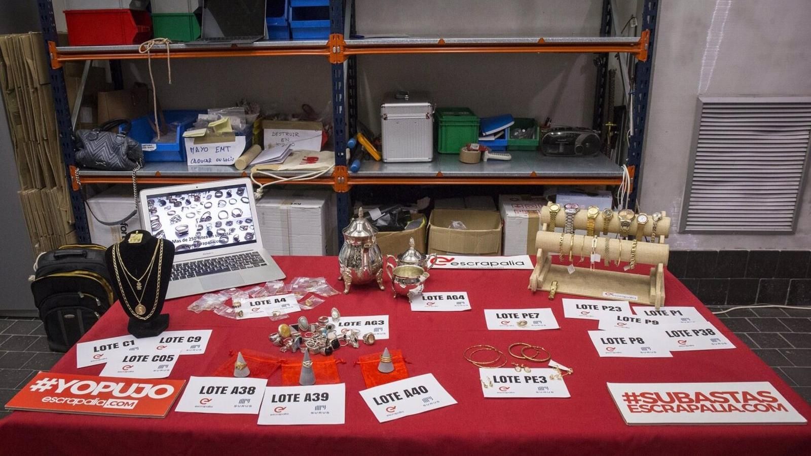 Más de 5.000 objetos perdidos en Madrid consiguen un nuevo dueño por valor de 47.000 euros