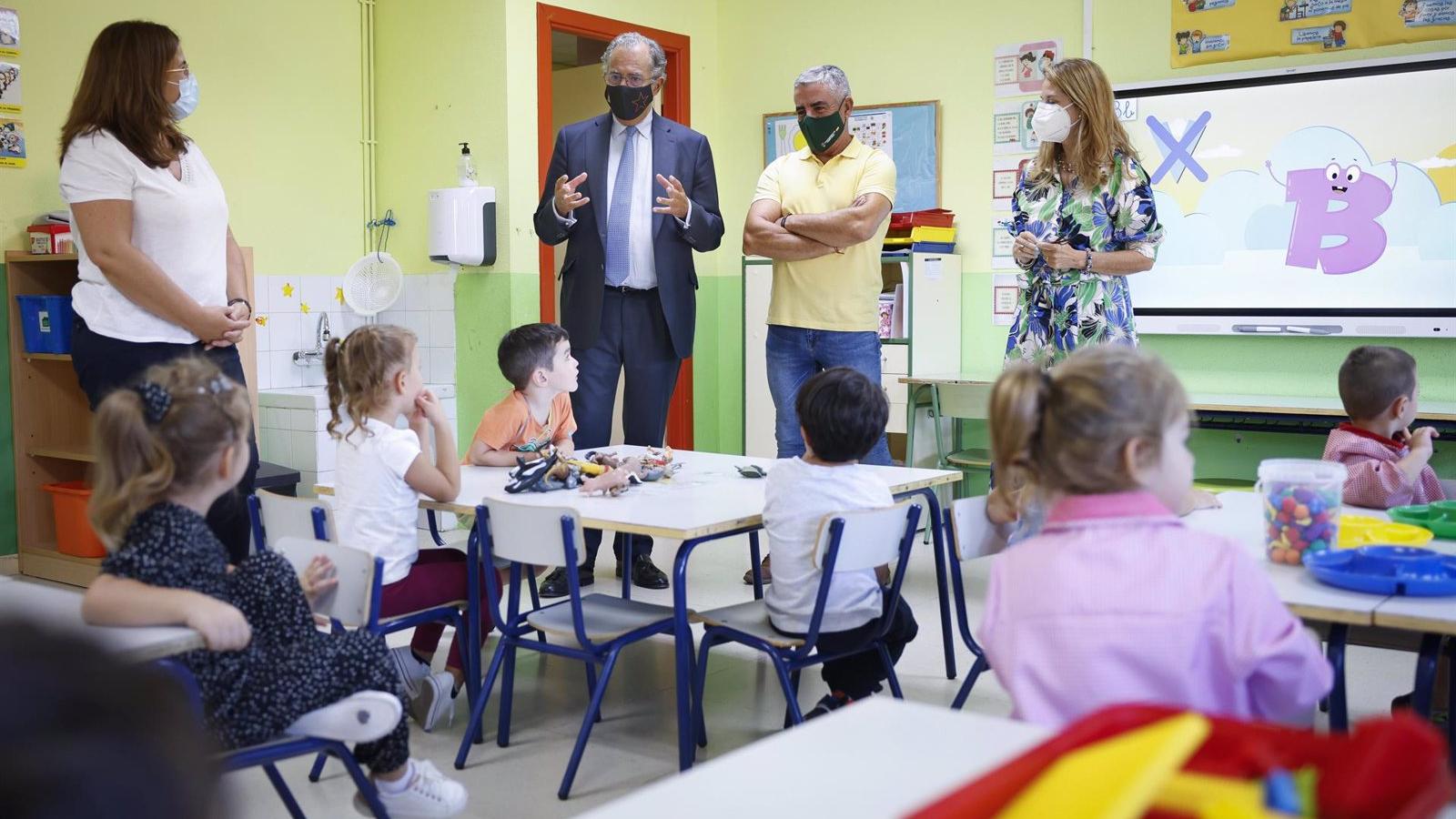 La Comunidad realizará exámenes de recuperación de la ESO durante este curso y estudia alternativas para el próximo