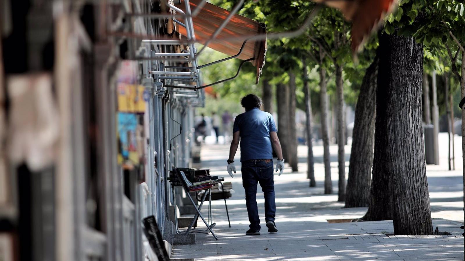 El Ayuntamiento de Madrid exime por segundo año consecutivo del pago del canon a los libreros de la Cuesta de Moyano
