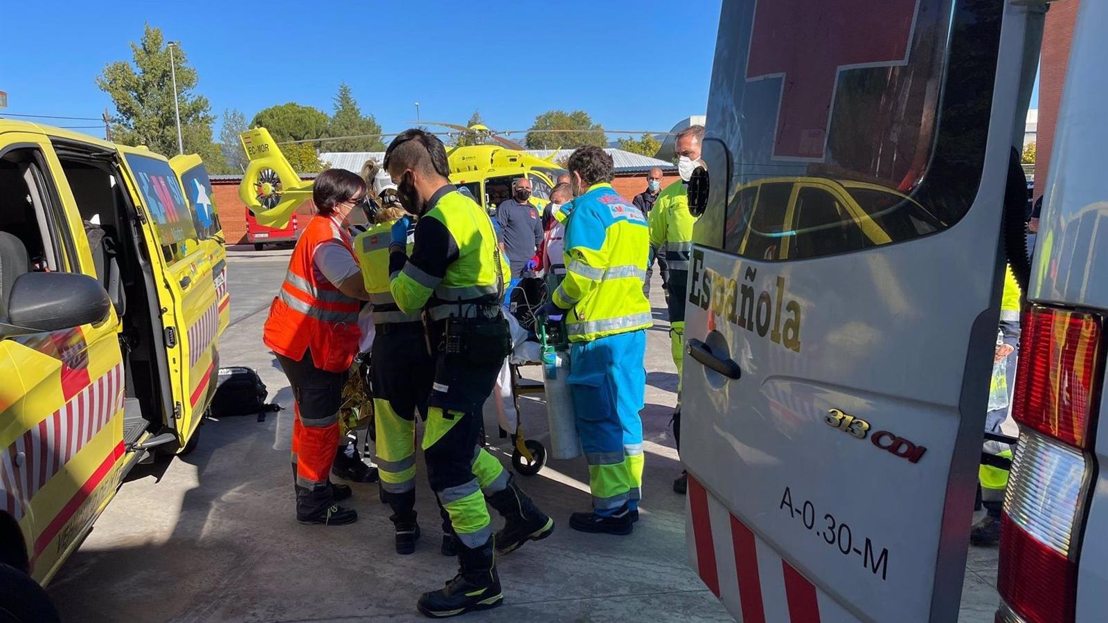 Un autobús atropella de gravedad a un joven en una calle de Collado Villalba