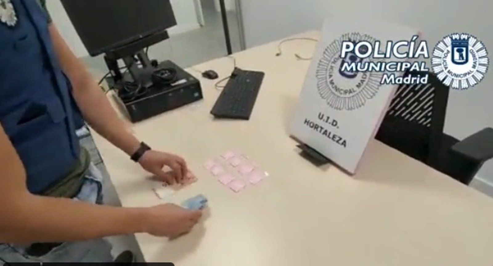 Detenido en Hortaleza un conductor sin carné y con ocho dosis de 'cocaína rosa'