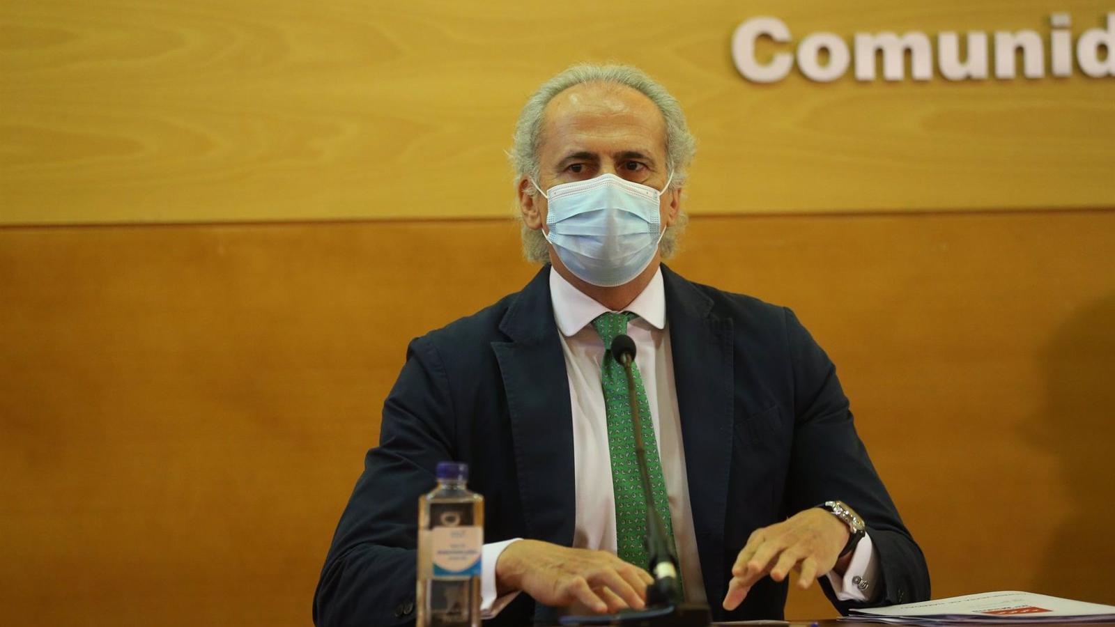 Escudero destaca que los 457.000 alumnos vacunados, casi el 80%, permiten quitar la mascarilla en los recreos