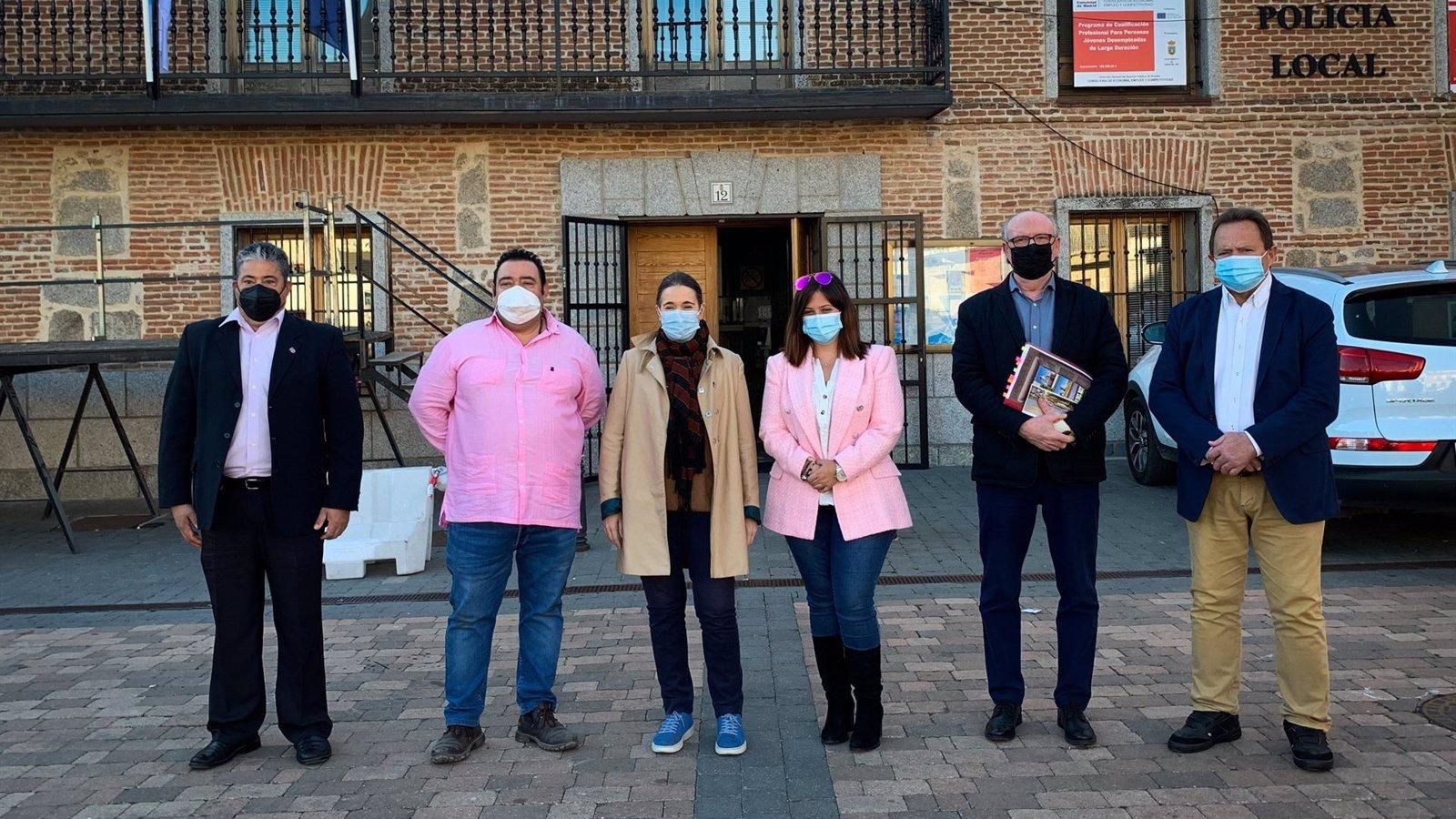 Rivera de la Cruz destaca el potencial de la Sierra Oeste como destino turístico con "grandes atractivos"