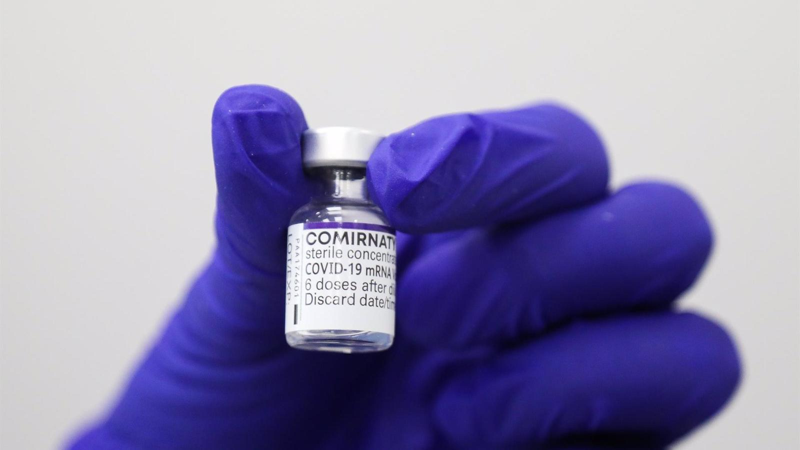 Escudero destaca la buena acogida de la campaña de la gripe con cerca de 300.000 dosis administradas