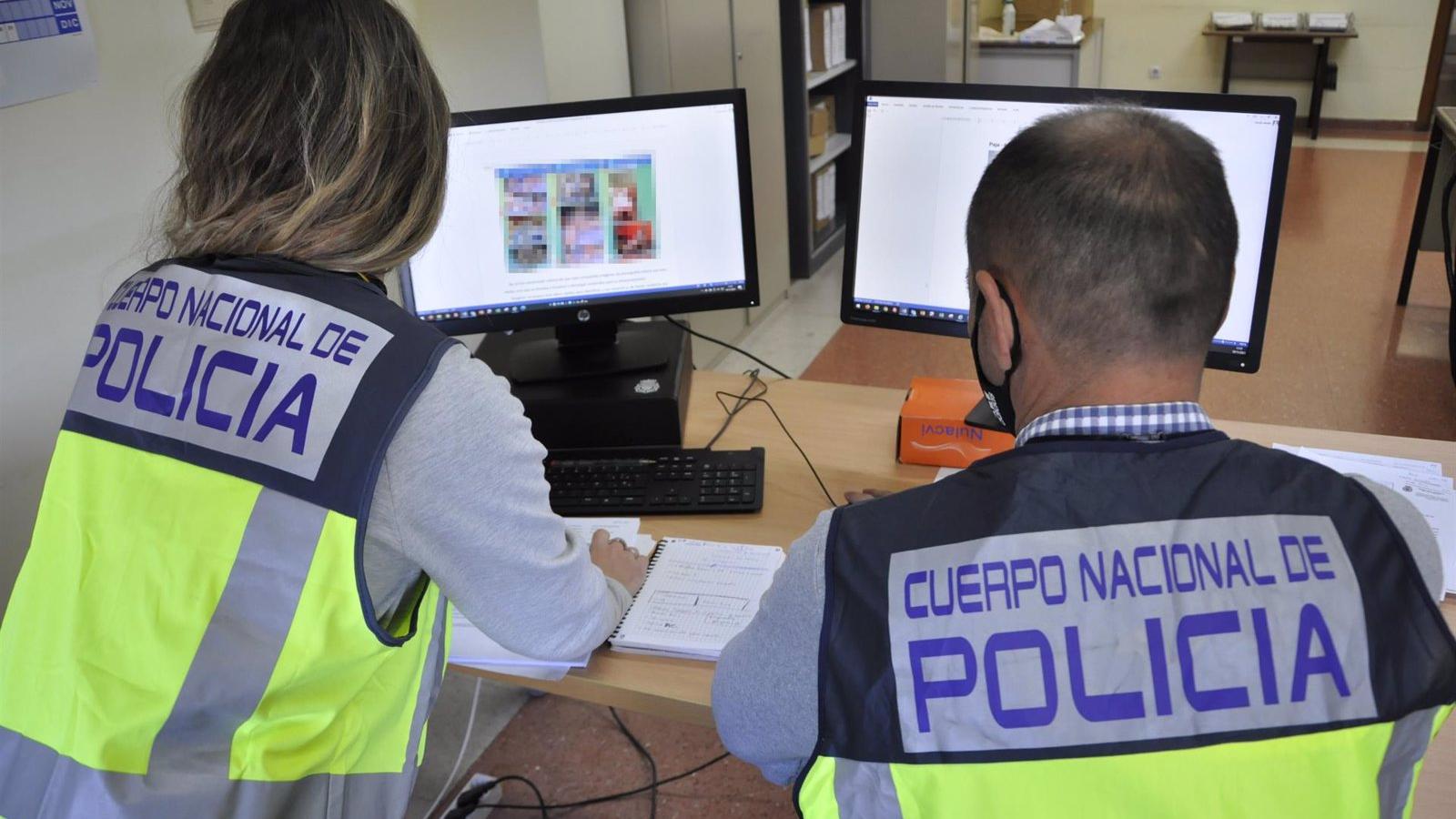 Detenidas 43 personas por comprar y vender billetes falsos de 20 y 50 euros a través de Internet