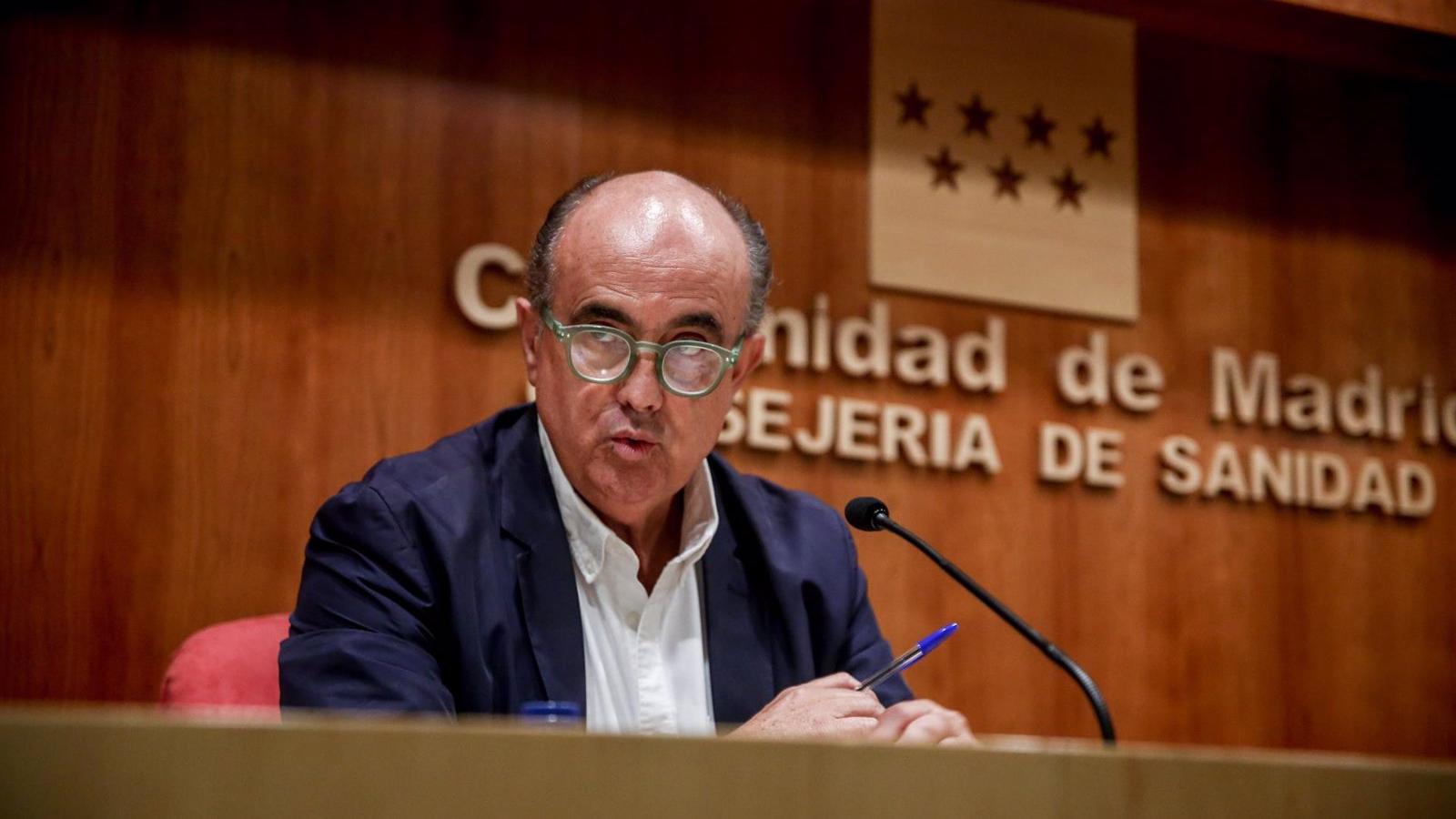 Zapatero descarta nuevas restricciones y llama a vacunarse Zapatero descarta nuevas restricciones y llama a vacunarse