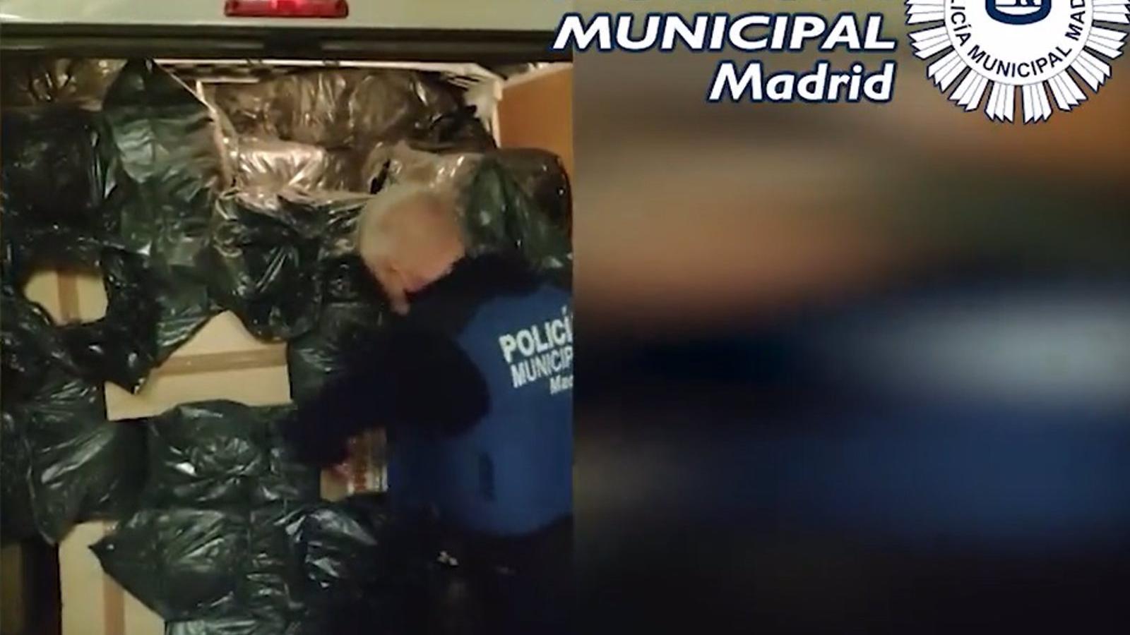 Detenido un hombre en Carabanchel con 41.000 cajetillas de tabaco no declarado procedente de Gibraltar