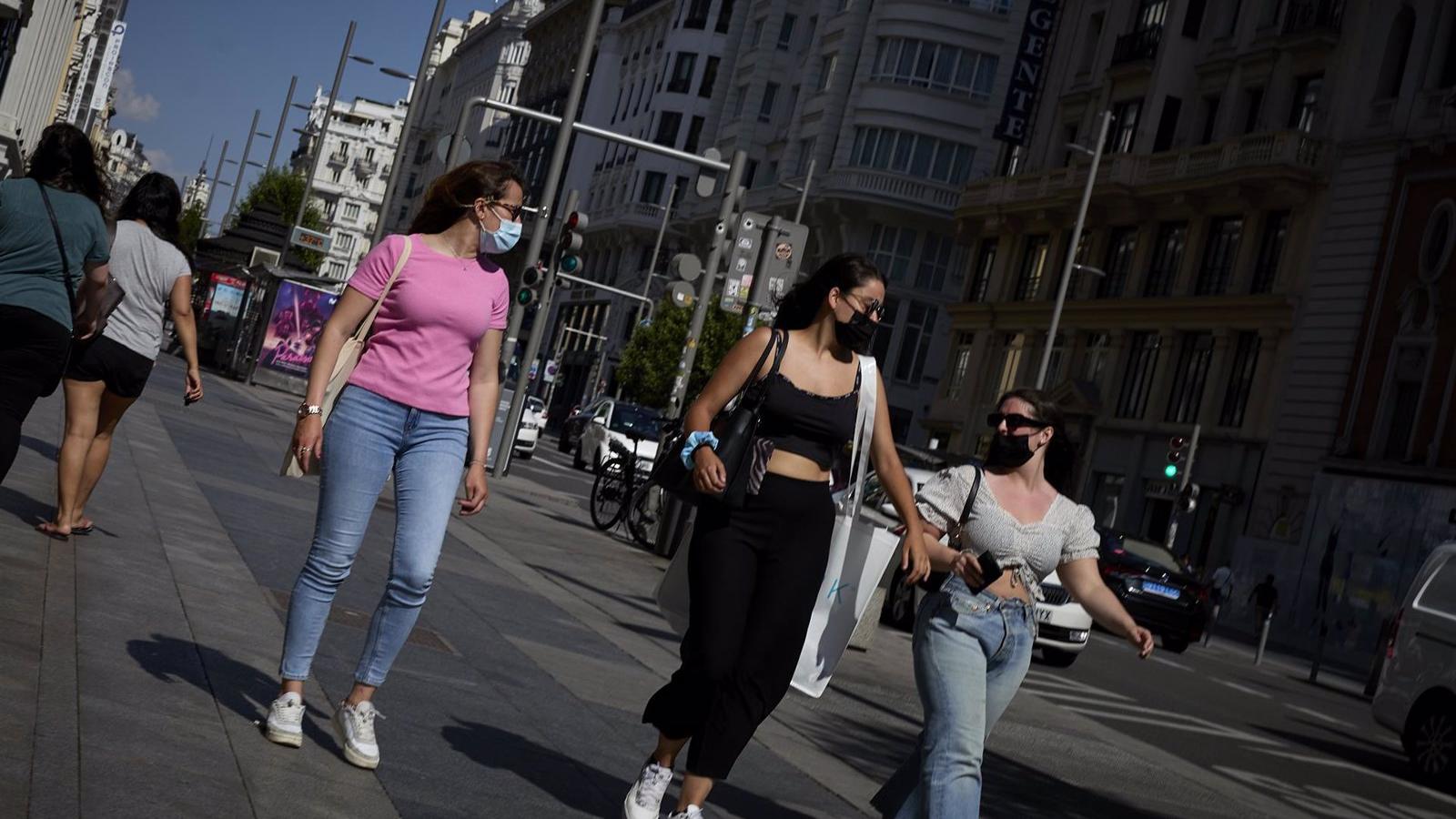 La Comunidad celebra que ya han cerrado operaciones con los bonos turísticos durante su primer día