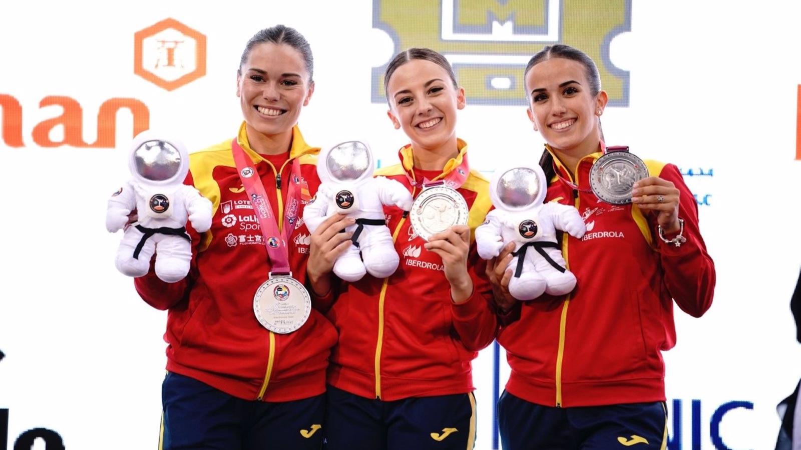 La alcalaína Lidia Rodríguez, subcampeona del mundo de katas por equipos en Dubai