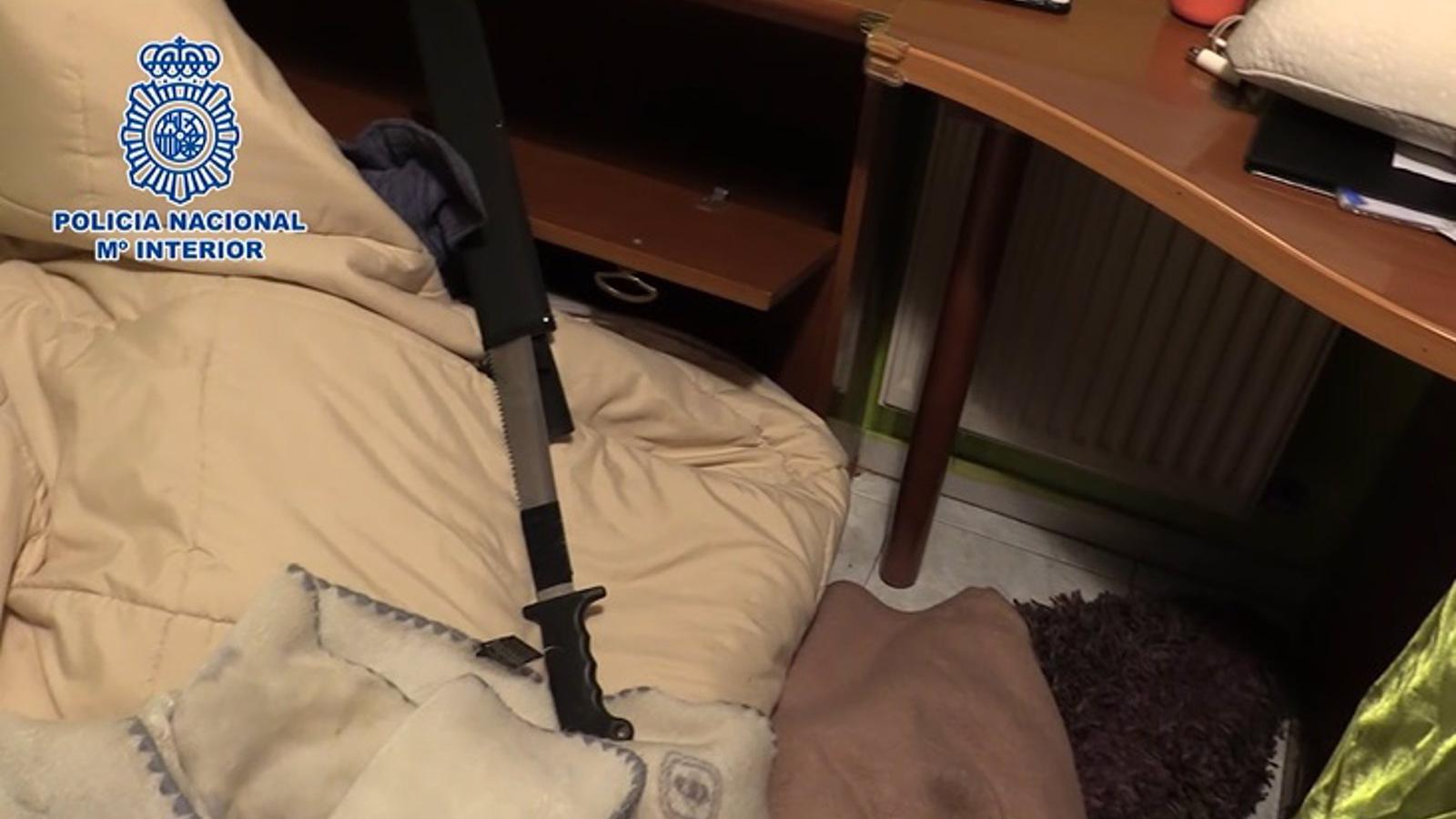 Hallan armas blancas e indicios en las casas de los supuestos asesinos de Isaac, que comparecen ya ante juez y Fiscalía