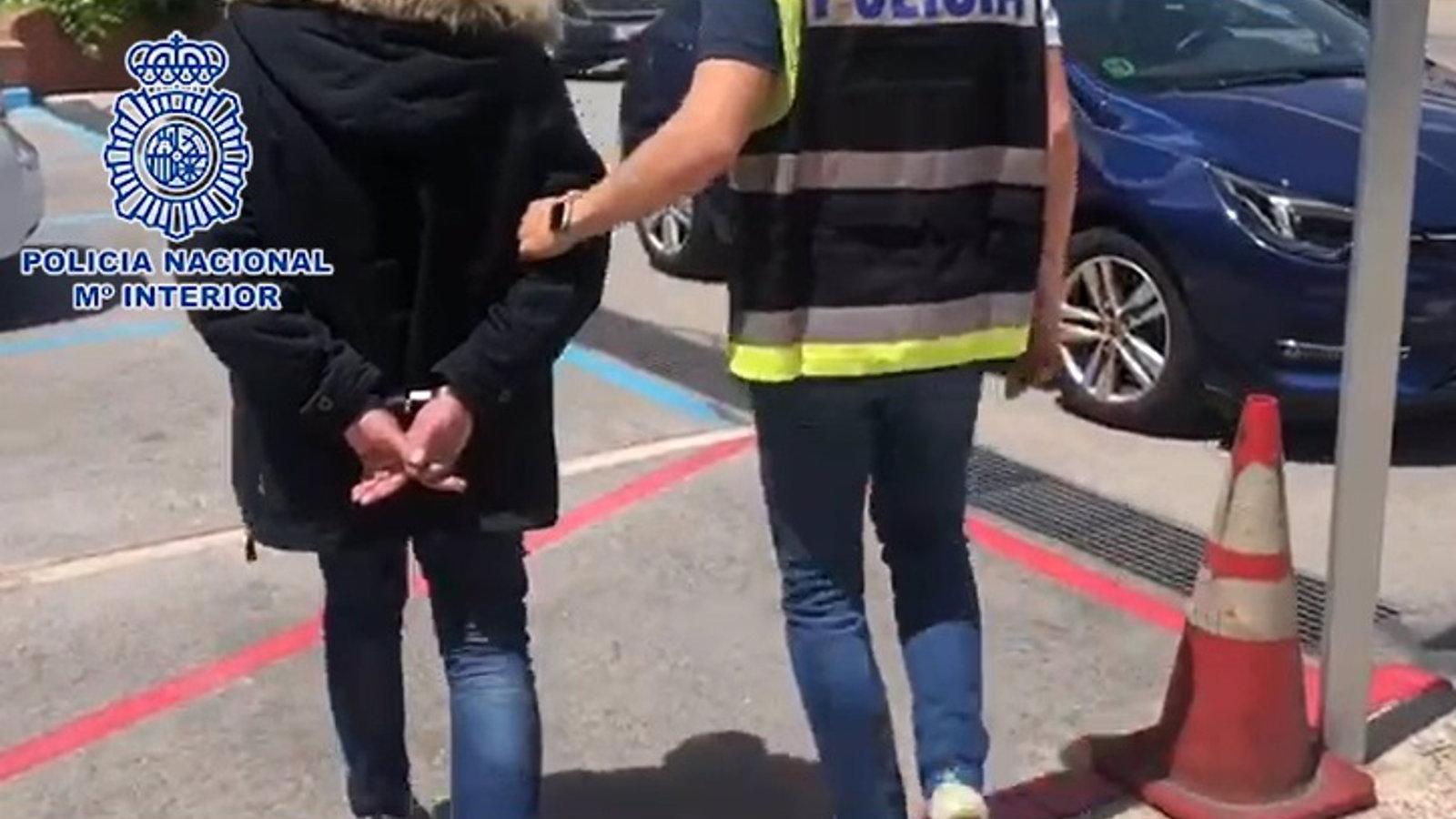 Detenido un menor por apuñalar a otro joven con el que se cruzó el sábado en una calle en Alcorcón