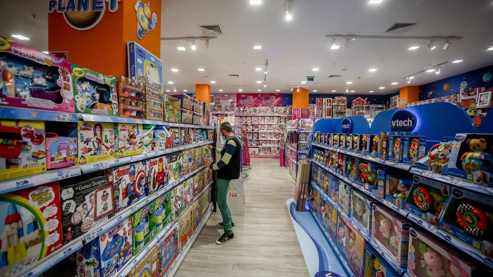 La región registra casi 79.000 vacantes de trabajo en noviembre, 11.000 más que antes de la pandemia, según Infojobs