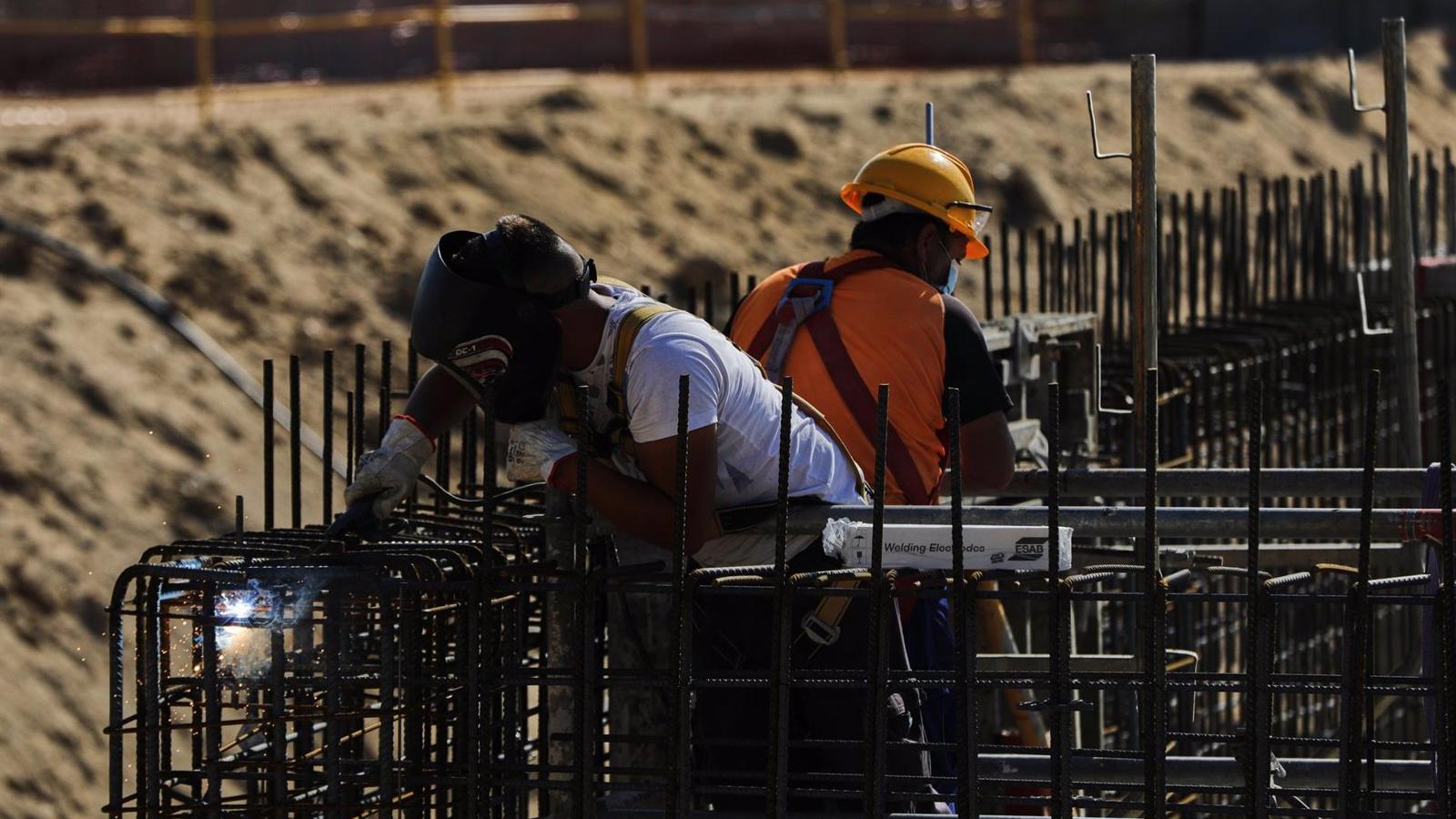 Casi cuatro de cada diez españoles están sobrecualificados para su puesto de trabajo