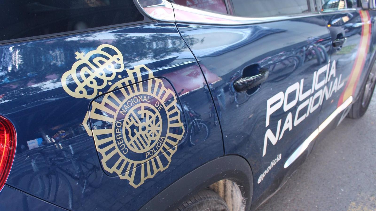 Detenido tras retener a su mujer con un cuchillo y amenazar con tirarla por el balcón en Alcalá de Henares