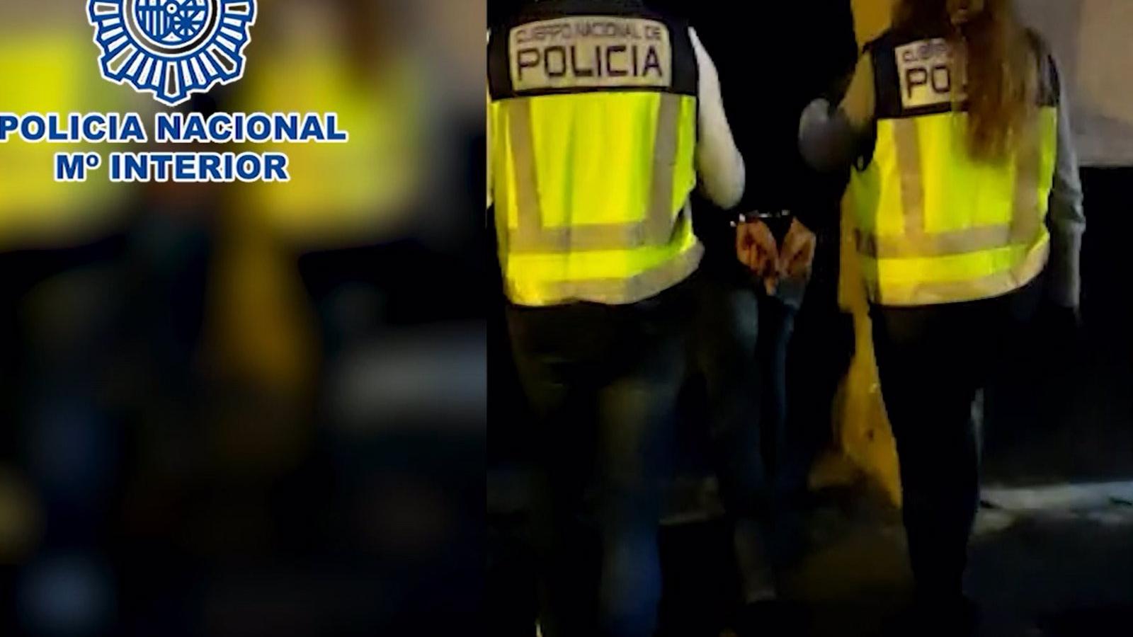 Dos detenidos por la extraña muerte de un empresario en el Hotel Palace, a quien se pasaron drogando para robarle Dos detenidos por la extraña muerte de un empresario en el Hotel Palace, a quien se pasaron drogando para robarle
