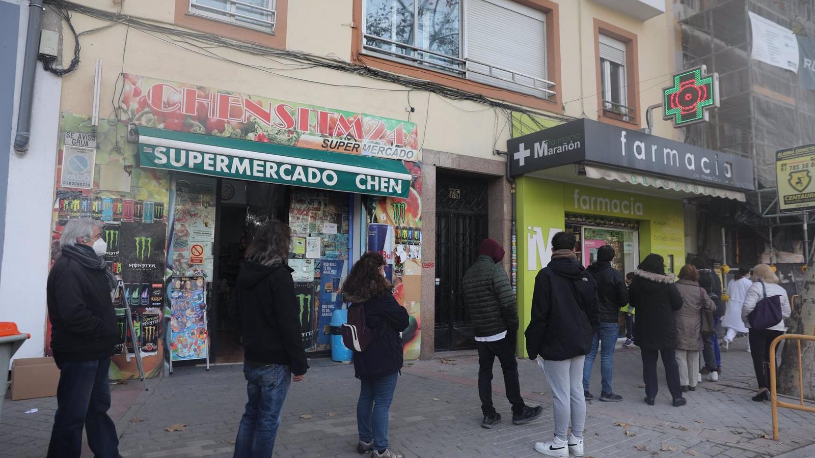 La Comunidad de Madrid ha distribuido 1,5 millones de test de antígenos gratuitos en las farmacias de la región