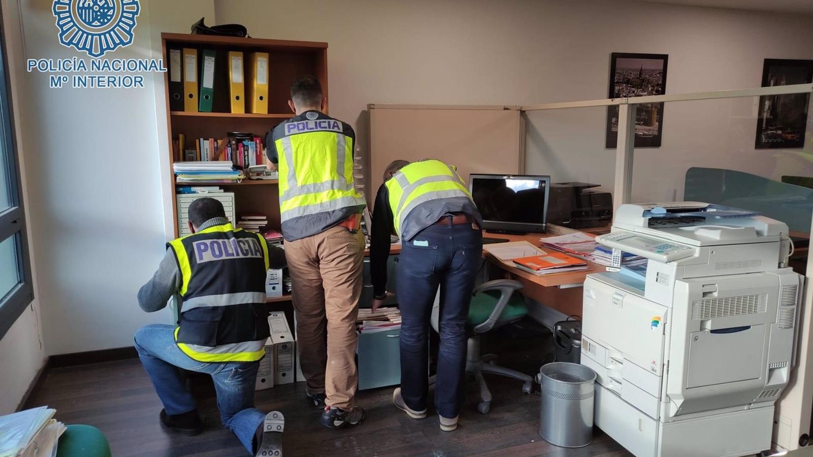 Desarticulada tras 14 detenciones una red que frustraba concursos de acreedores que operaba desde Las Rozas