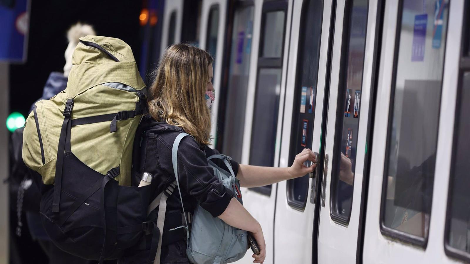 El Grupo Mixto plantea que el barrio de Las Águilas tenga parada en la ampliación de la línea 11 de Metro