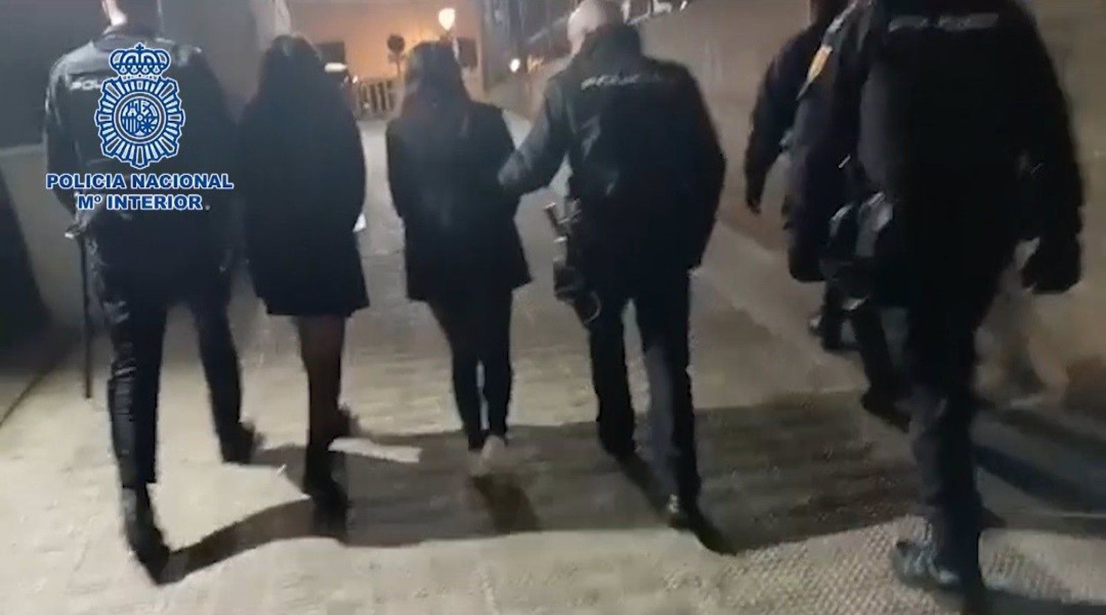 Detenidas dos mujeres que se disfrazaban de mujeres ricas para robar en pisos de Chamberí Detenidas dos mujeres que se disfrazaban de mujeres ricas para robar en pisos de Chamberí