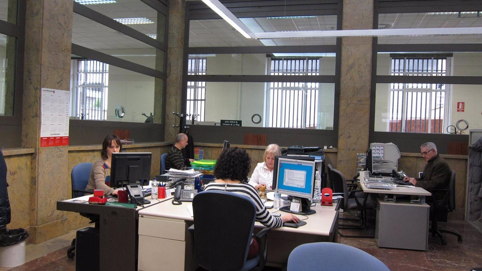 El Gobierno estudia dar incentivos a los funcionarios que quieran trabajar más allá de los 60