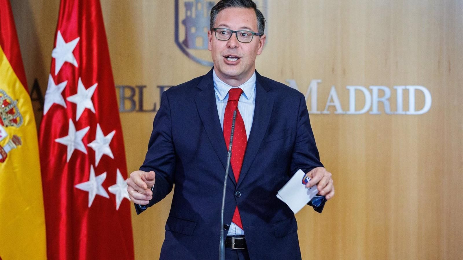 Serrano: "Tenemos que recuperarnos del daño que se ha inflingido a la presidenta y al propio Gobierno"