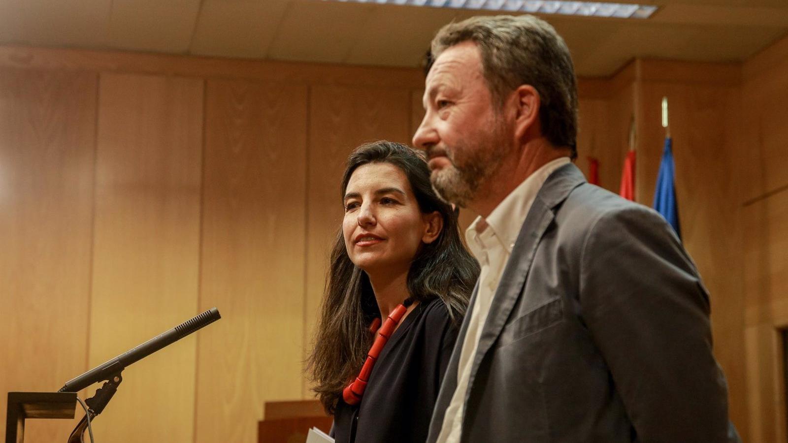 Henríquez de Luna defiende la presunción de inocencia de Ayuso y critica que utilicen su "privacidad" para hacer una "cazas de brujas"