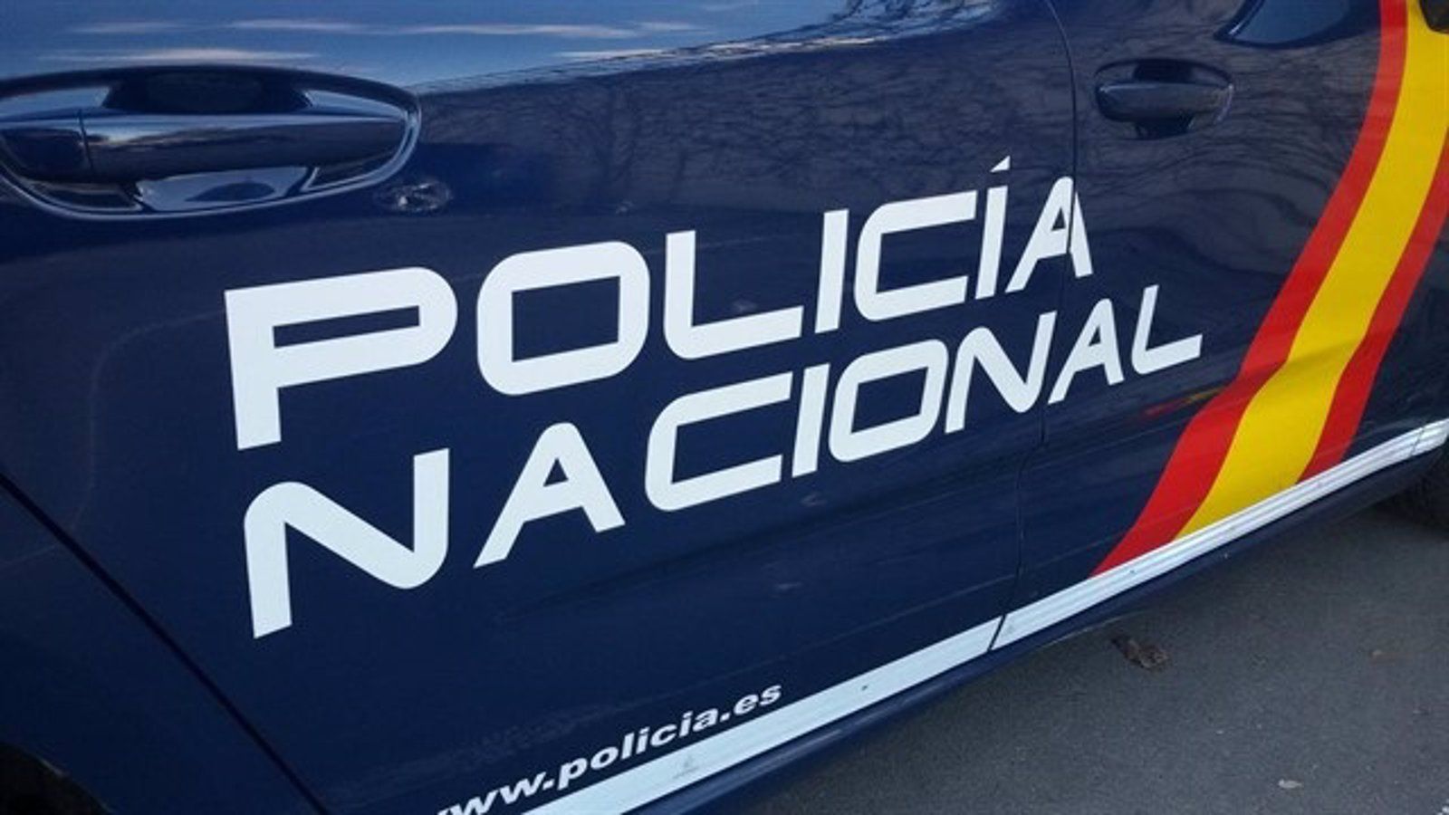 Dos detenidos tras disparar con una escopeta sin provocar heridos dentro de un bar de la Cañada