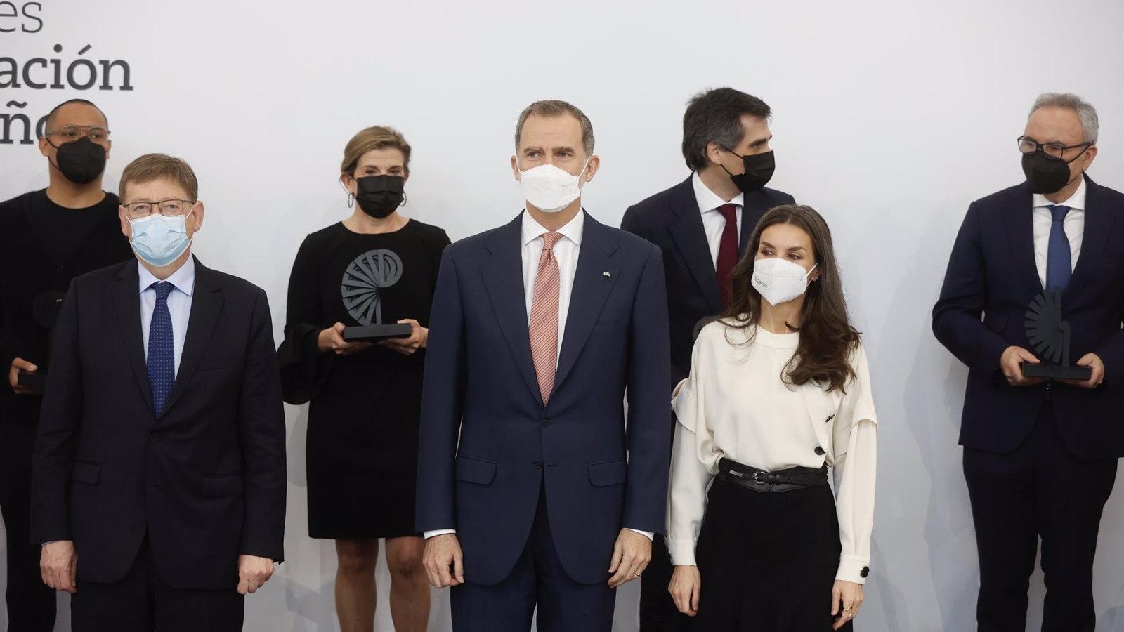 Felipe VI: "Todos vivimos conmovidos e indignados por el horror que sufre el pueblo ucraniano"