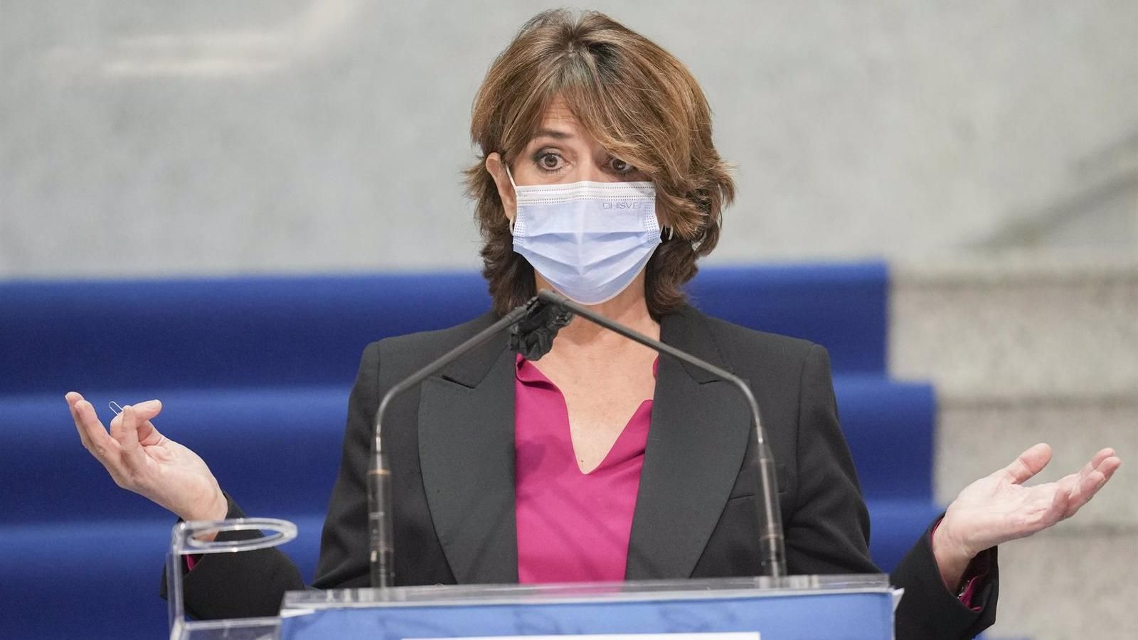 Dolores Delgado decide seguir investigando el contrato del hermano de Ayuso