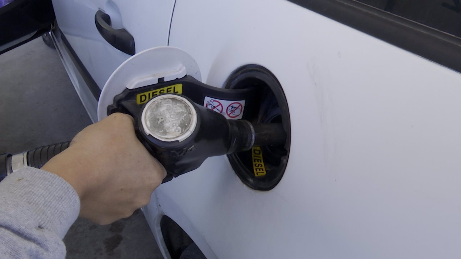 Unas 2.900 gasolineras cobrarán los anticipos de la bonificación del combustible