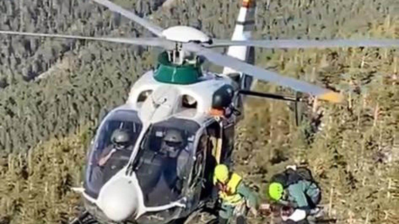 Rescatados en helicóptero tres senderistas heridos en la zona de Siete Picos-Cuerda Larga