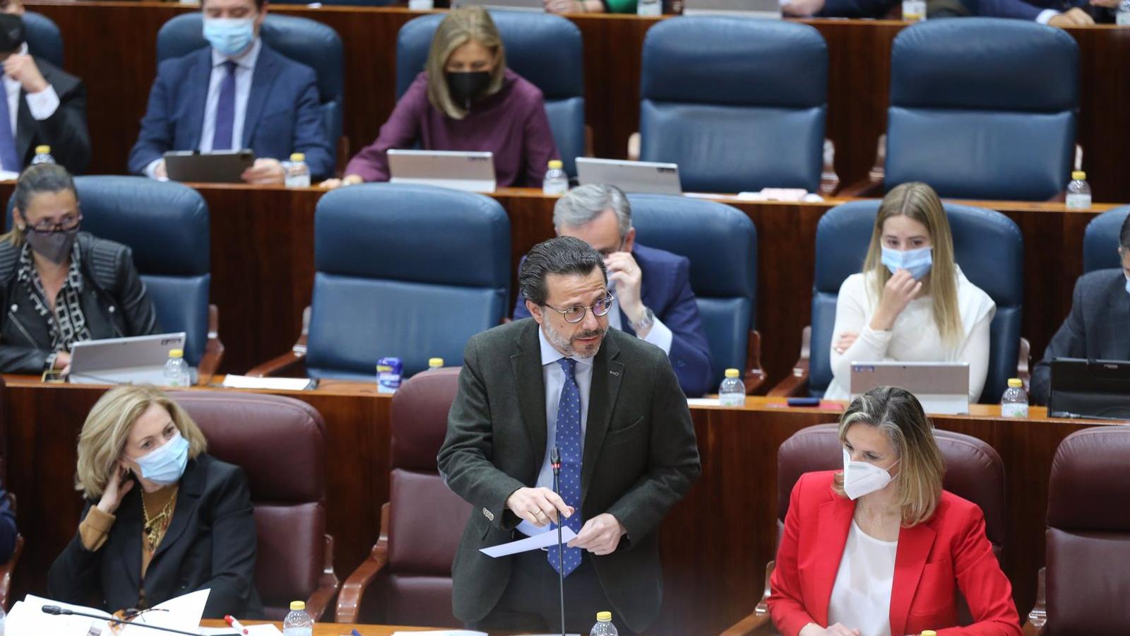 Lasquetty reitera que "la antirreforma laboral" perjudica a los que trabajan y a los que aún no lo hacen