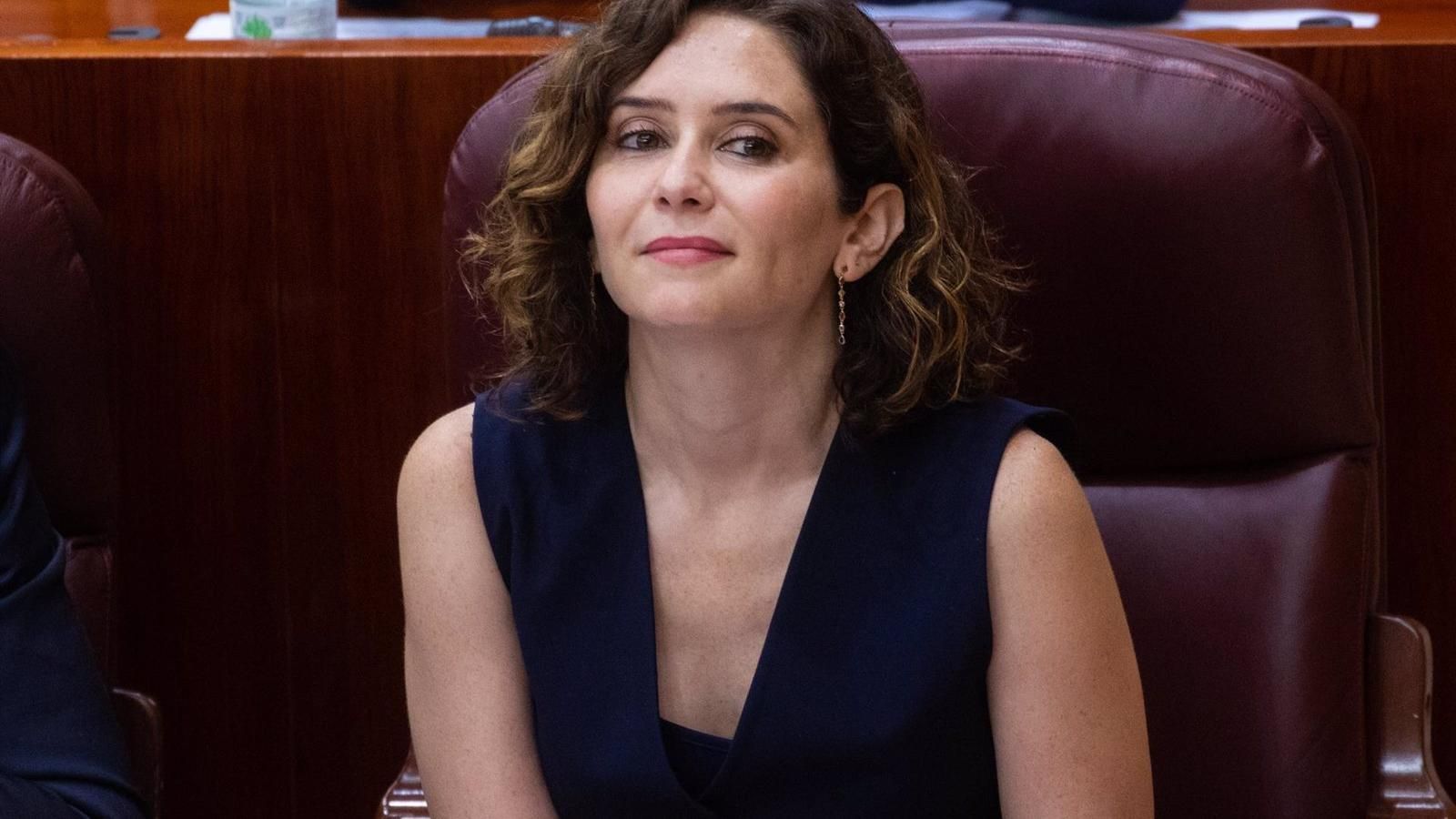 Díaz Ayuso contesta a Montero que la única regla que le importa "es la de tres, la que quieren quitar de las matemáticas"