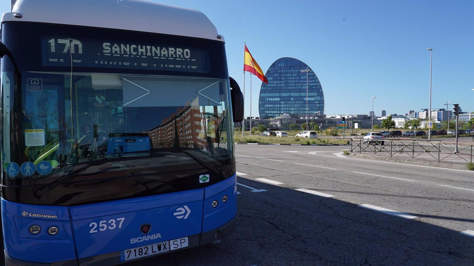 Más Madrid advierte de recortes en 16 líneas de EMT que provocarán frecuencias de paso del doble o incluso el triple