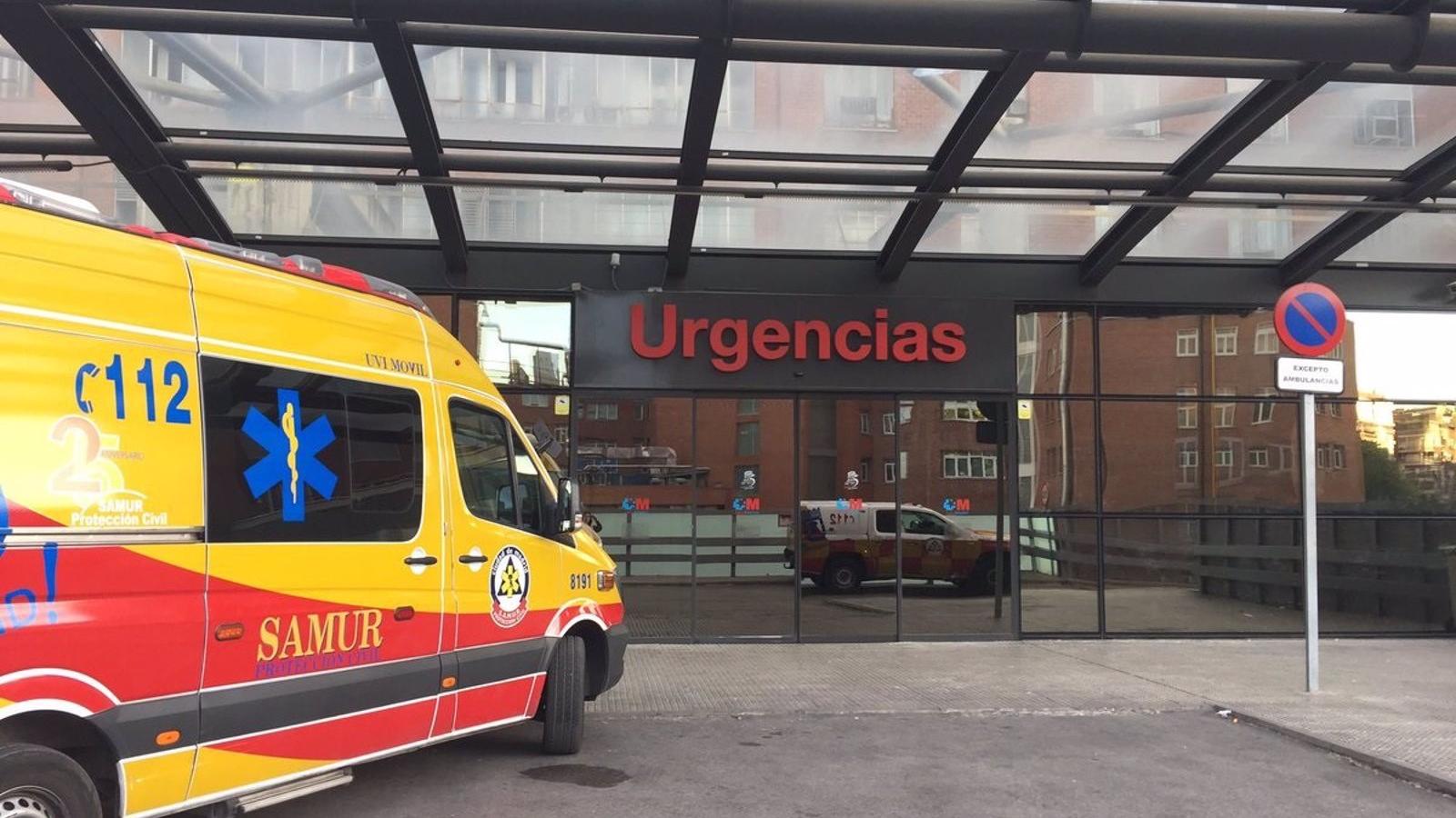 Herida muy grave una mujer de 87 años atropellada por un coche en Vallecas