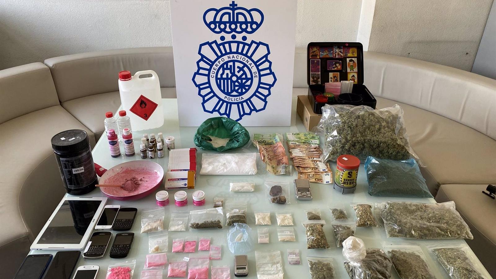 Desmantelan en Torrejón un laboratorio de 'cocaína rosa' que distribuía esta droga en Madrid, Toledo y Málaga