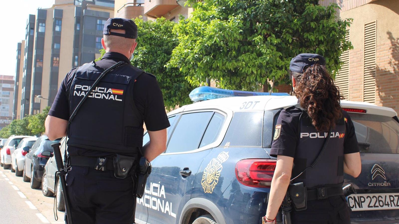 Detenidos tres falsos operarios de una compañía eléctrica por estafar 10.000€ a varias víctimas en Fuenlabrada