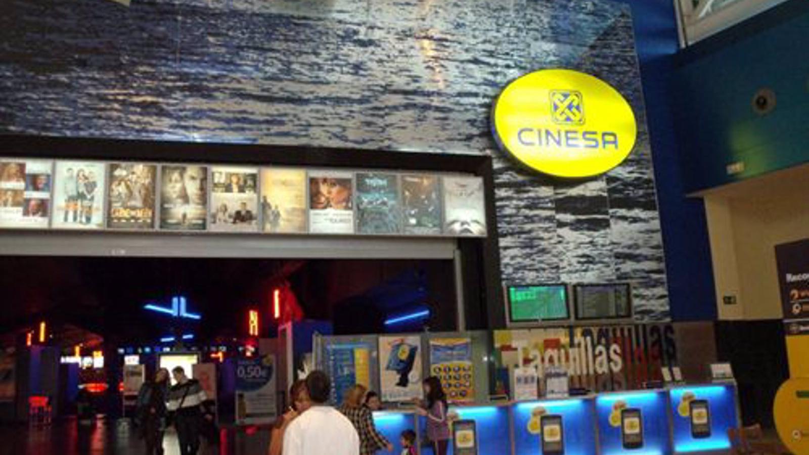 Teatros y cines de la capital recibirán subvenciones para fomentar la proyección y difusión del tejido cultural