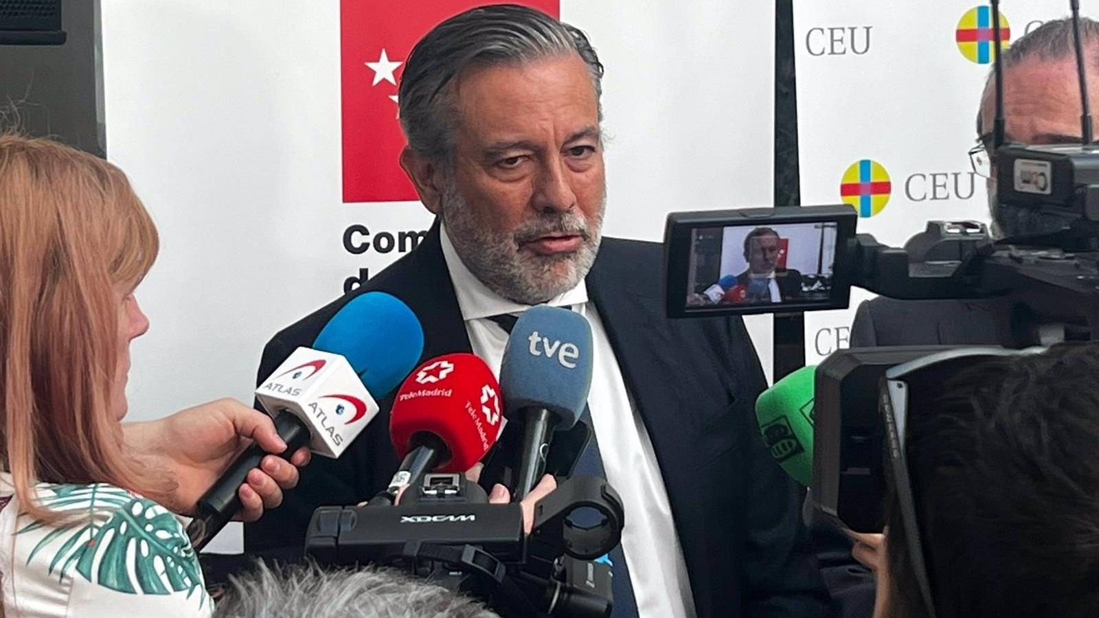 Enrique López cree que la Fiscalía debe investigar cualquier tipo de irregularidad en Cenicientos Enrique López cree que la Fiscalía debe investigar cualquier tipo de irregularidad en Cenicientos