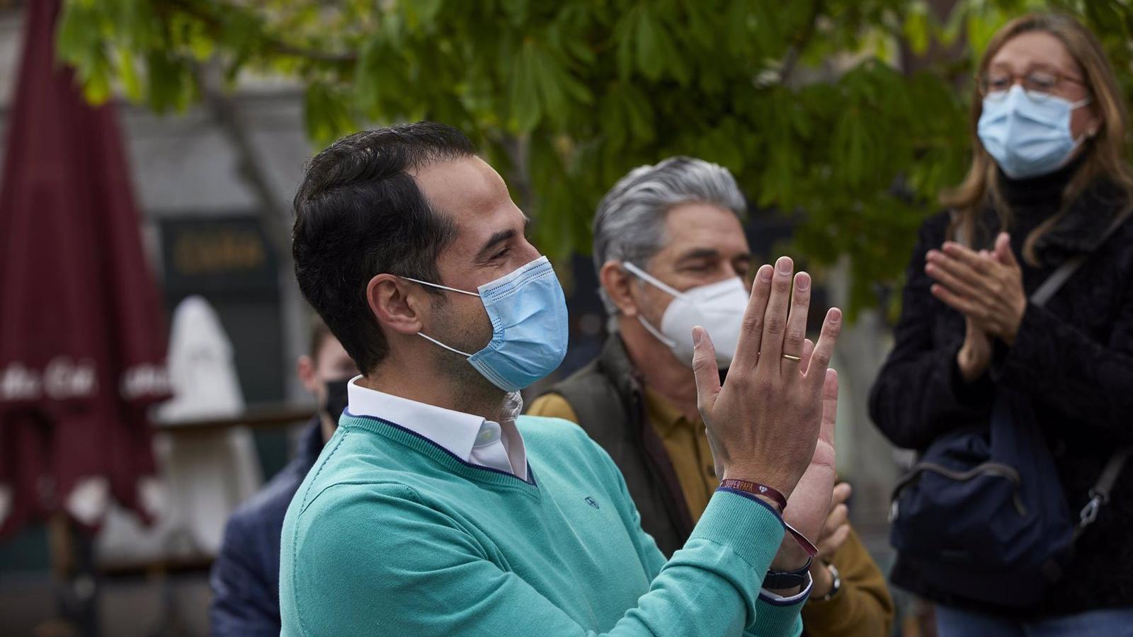 Aguado exige la dimisión en bloque de la Ejecutiva nacional de Cs y crear una gestora para evitar su Aguado exige la dimisión en bloque de la Ejecutiva nacional de Cs y crear una gestora para evitar su