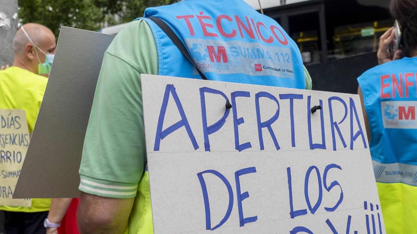Vox pide que no haya "ni un centro de atención sanitaria sin médicos" y la izquierda exige la reapertura de SUAPS
