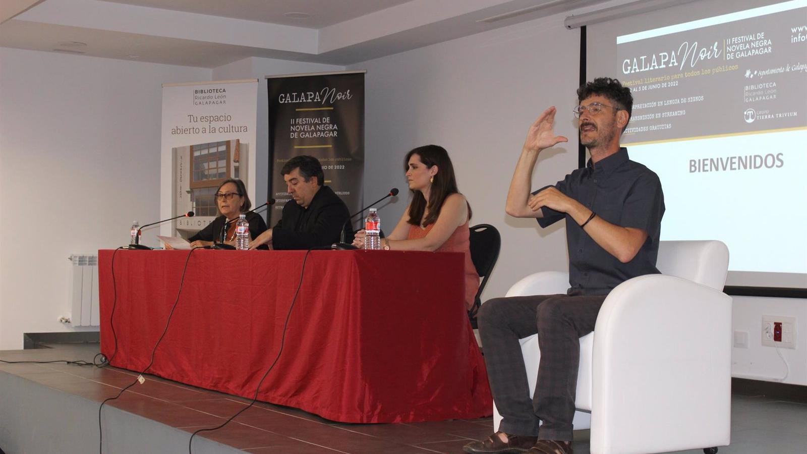 Más de 1.000 personas participaron en 'Galapanoir', el festival sobre la novela negra de Galapagar 