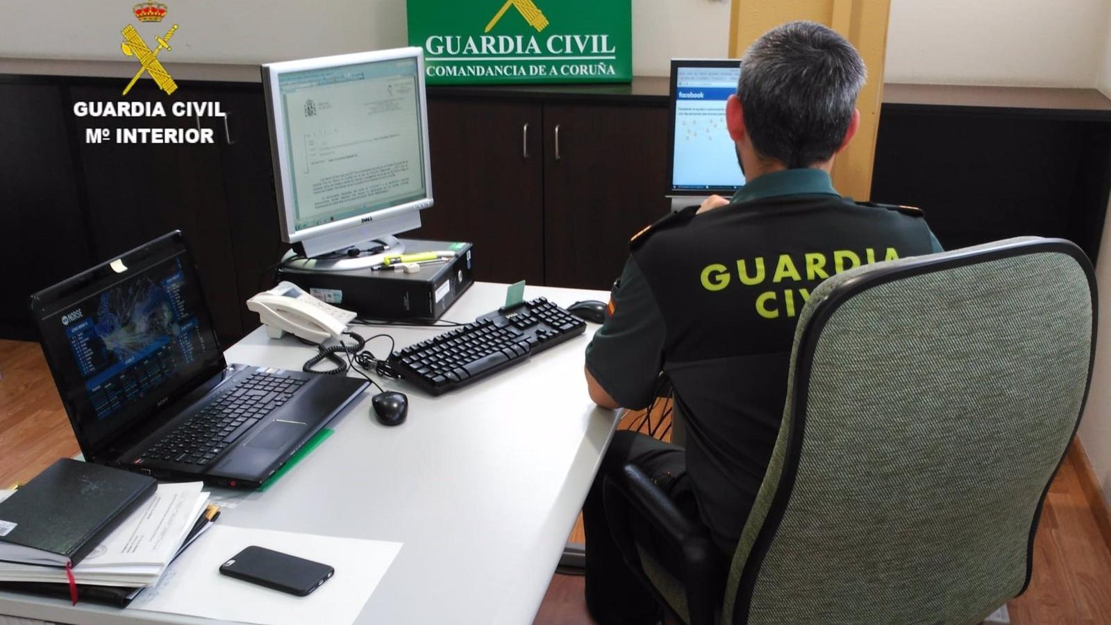  Detenido un vecino de Alcalá de Henares por intrusión informática y estafar 20.000 euros a una empresa gallega